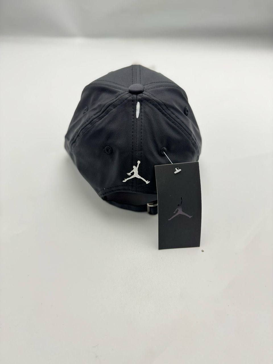 JORDAN CAPS